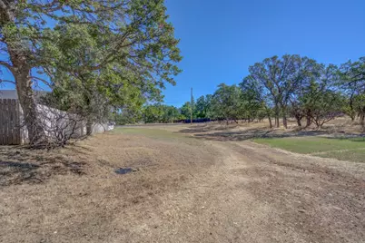 19709 Sweet Brier Pl, Cottonwood, CA 96022 - Photo 9