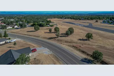 19600 Lake California Dr, Cottonwood, CA 96022 - Photo 11