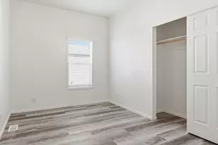 500 W 10th St 140, Gilroy, CA 95020 - Photo 19