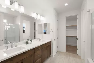 2109 White Oak Dr, Hollister, CA 95023 - Photo 7