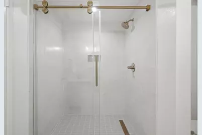 1334 Greenwich Ct, San Jose, CA 95125 - Photo 37