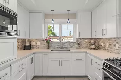 1710 Canna Ln, San Jose, CA 95124 - Photo 9