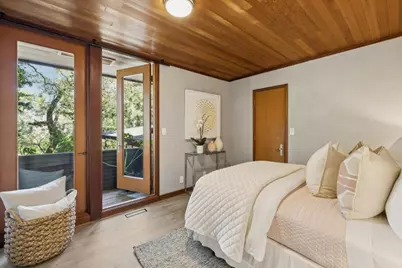 80 Skywood Way, Woodside, CA 94062 - Photo 23