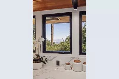 80 Skywood Way, Woodside, CA 94062 - Photo 11