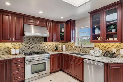 3900 Chilton Ln, San Bruno, CA 94066 - Photo 11