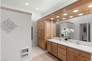 8750 McCarty Ranch Dr, San Jose, CA 95135 - Photo 21