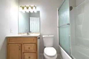 2276 Alexian Dr, San Jose, CA 95116 - Photo 15