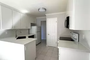 2276 Alexian Dr, San Jose, CA 95116 - Photo 3