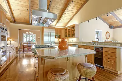 153 Devonshire Blvd, San Carlos, CA 94070 - Photo 1