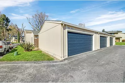 1034 Ribisi Cir, San Jose, CA 95131 - Photo 25