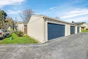 1034 Ribisi Cir, San Jose, CA 95131 - Photo 25