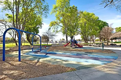 1034 Ribisi Cir, San Jose, CA 95131 - Photo 31