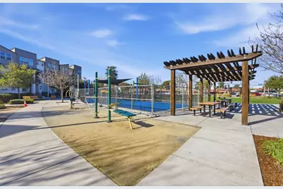 855 Cotati Ter 2, Sunnyvale, CA 94085 - Photo 23