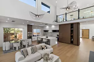 1040 W Riverside Way, San Jose, CA 95129 - Photo 13