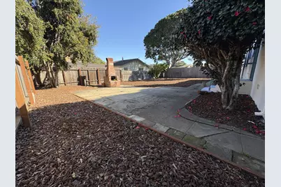 241 Lerwick Dr, Monterey, CA 93940 - Photo 7