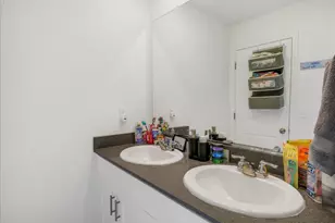 1415 Crimson Ln, Manteca, CA 95336 - Photo 35