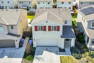 1415 Crimson Ln, Manteca, CA 95336 - Photo 7