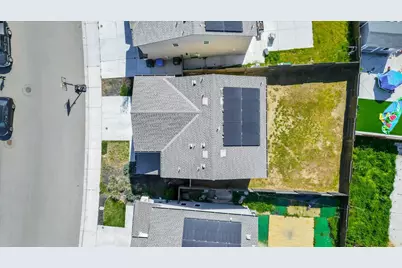 1415 Crimson Ln, Manteca, CA 95336 - Photo 51