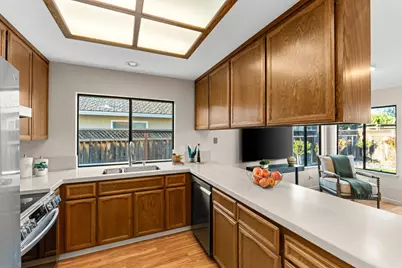 4426 Desin Dr, San Jose, CA 95118 - Photo 11