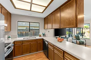 4426 Desin Dr, San Jose, CA 95118 - Photo 11