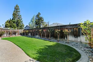 4426 Desin Dr, San Jose, CA 95118 - Photo 39