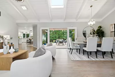 13525 Surrey Ln, Saratoga, CA 95070 - Photo 9