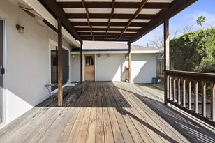 5351 Calderwood Ln, San Jose, CA 95118 - Photo 11