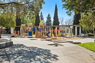 1302 Fairway Entrance Dr, San Jose, CA 95131 - Photo 21