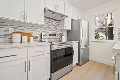 1302 Fairway Entrance Dr, San Jose, CA 95131 - Photo 9