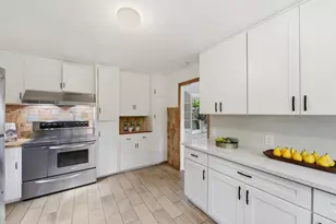 1665 Middlefield Rd, Palo Alto, CA 94301 - Photo 11