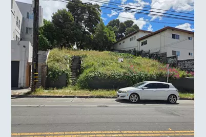 2120 35th Ave, Oakland, CA 94601 - Photo 1