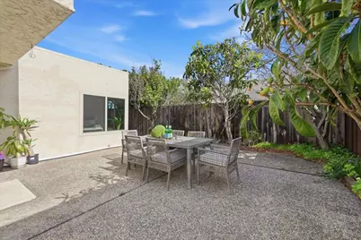 32 Lido Cir, Redwood City, CA 94065 - Photo 47