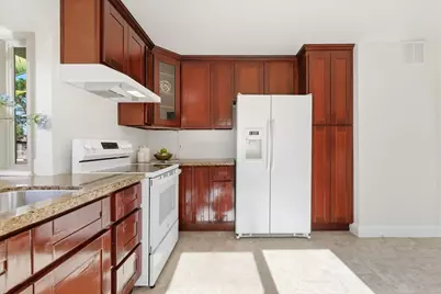 32 Lido Cir, Redwood City, CA 94065 - Photo 31