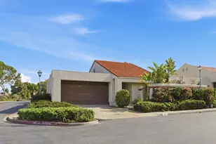 32 Lido Cir, Redwood City, CA 94065 - Photo 5