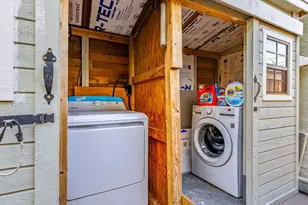 1365 Vine St, San Jose, CA 95110 - Photo 15