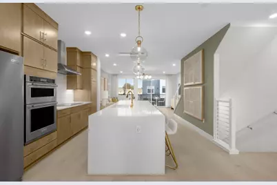 293 Dreamland Way 65-07 - Plan 4, Campbell, CA 95008 - Photo 3