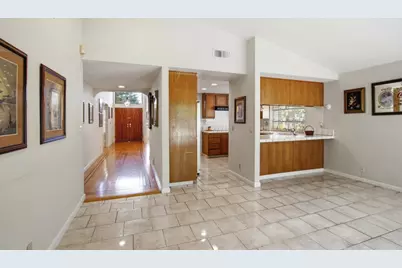 2836 Broken Oak Ct, San Jose, CA 95148 - Photo 11