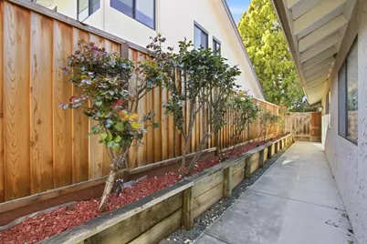 2836 Broken Oak Ct, San Jose, CA 95148 - Photo 45