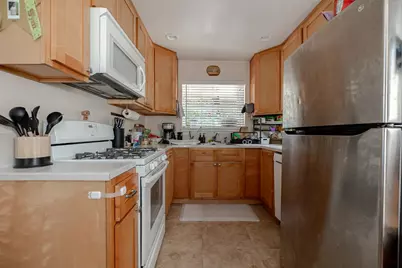 1423 &amp;1425 Essex Way, San Jose, CA 95117 - Photo 13