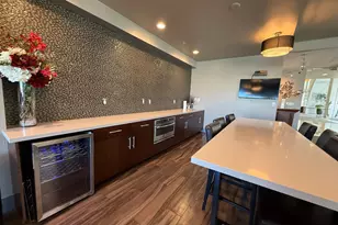 38 N Almaden Blvd 1906, San Jose, CA 95110 - Photo 47