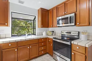 928 Wright Ave 402, Mountain View, CA 94043 - Photo 5