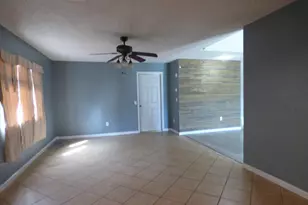 5850 E Ramona Ave, Fresno, CA 93727 - Photo 5