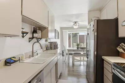 1075 Sherman Dr, Salinas, CA 93907 - Photo 9