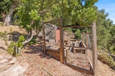 25435 Hutchinson Rd, Los Gatos, CA 95033 - Photo 21