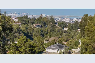 2734 Summit Dr, Burlingame, CA 94010 - Photo 3
