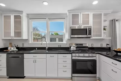 1105 Oak Ave, Redwood City, CA 94061 - Photo 13