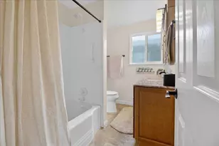 22 Melway Cir, Monterey, CA 93940 - Photo 27