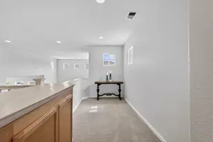 730 Calais Dr, Hollister, CA 95023 - Photo 29