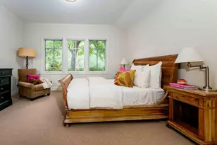 160 Phillip Rd, Woodside, CA 94062 - Photo 21
