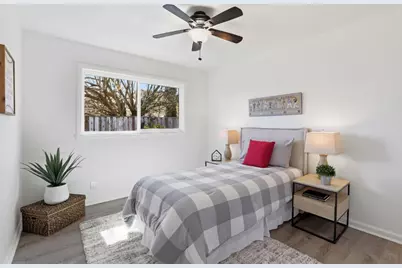 1392 Mantelli Dr, Gilroy, CA 95020 - Photo 11